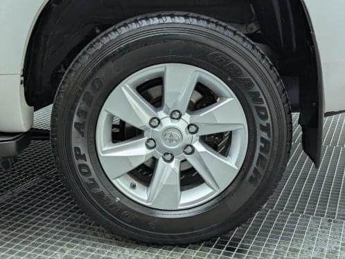 TOYOTA LAND CRUISER 2.8 D-4D 3P VX 204CV 2021 de segunda mano