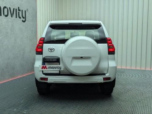 TOYOTA LAND CRUISER 2.8 D-4D 3P VX 204CV 2021 de segunda mano