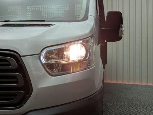 FORD TRANSIT 2.0 TDCI 170CV 350 CAJA ABIERTA  L2 2018 de segunda mano