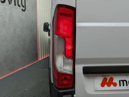 FIAT DUCATO FURGON 2.3 MJT 130CV L3H2 2020 de segunda mano