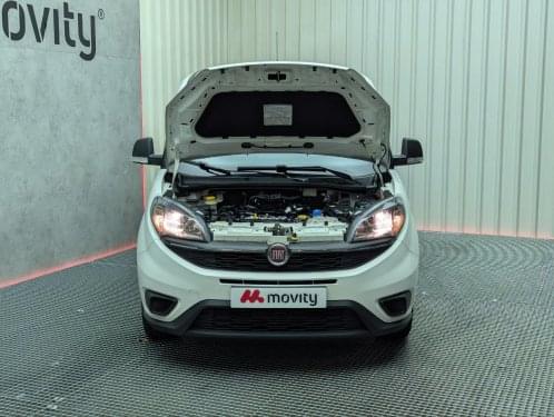 FIAT DOBLO COMBI PANORAMA EASY 1.6 MULTIJET 105CV 2023 de segunda mano