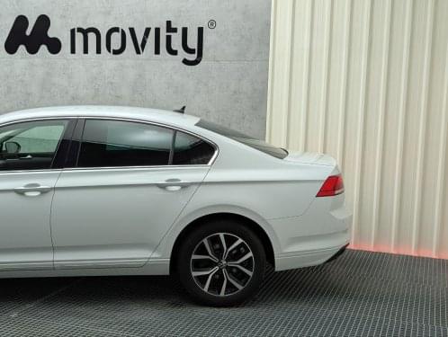 VOLKSWAGEN PASSAT 2.0 TDI 150CV DSG EXECUTIVE 2022 de segunda mano