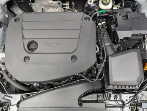 VOLVO XC40 B3 G CORE AUTO 163CV 2023 de segunda mano