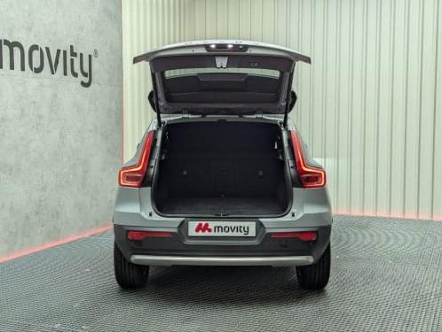 VOLVO XC40 B3 G CORE AUTO 163CV 2023 de segunda mano