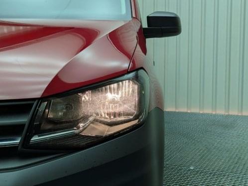 VOLKSWAGEN CADDY FURGON MAXI 2.0 TDI 102CV DSG 2020 de segunda mano