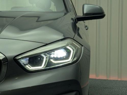 BMW SERIE 1 116D DKG7 BUSINESS DESIGN 2022 de segunda mano