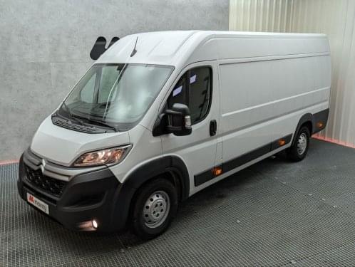 CITROEN JUMPER  FURGON MAXI  2.2 BLUEHDI 140CV L4 H2 2023 de segunda mano