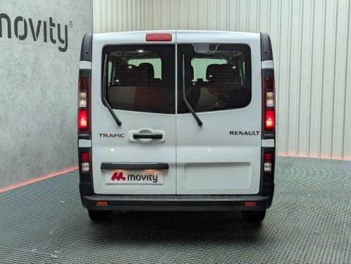 RENAULT TRAFIC 2.0 BLUEDCI 130CV PASSENGER 9 PL 2021 de segunda mano
