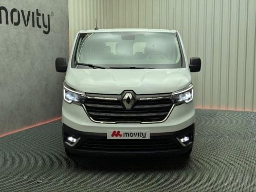RENAULT TRAFIC 2.0 BLUEDCI 130CV PASSENGER 9 PL 2021 de segunda mano