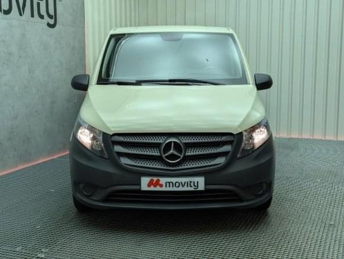 MERCEDES VITO FURGON 114CDI MANUAL 136CV 2018 de segunda mano