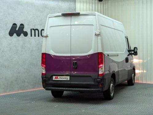 IVECO DAILY 35S12 2.3 115CV 2018 de segunda mano