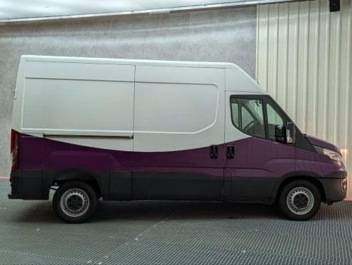 IVECO DAILY 35S12 2.3 115CV 2018 de segunda mano