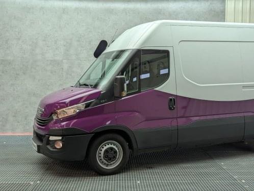 IVECO DAILY 35S12 2.3 115CV 2018 de segunda mano