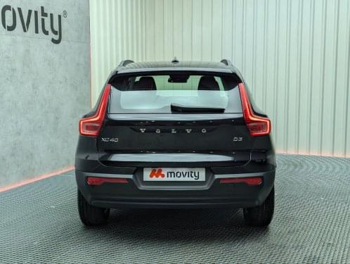 VOLVO XC40 D3 2.0 150CV MOMENTUM 2019 de segunda mano