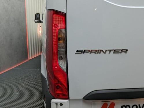 MERCEDES SPRINTER FURGON L2H2 314CDI 143 CV 2020 de segunda mano