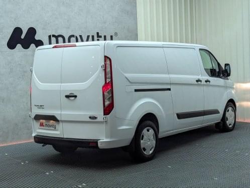 FORD TRANSIT CUSTOM FURGON 300 L2 AUT 2.0TDCI 130CV MHEV 2023 de segunda mano