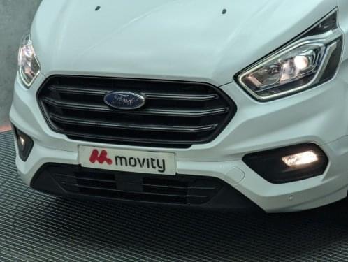 FORD TRANSIT CUSTOM FURGON 300 L2 AUT 2.0TDCI 130CV MHEV 2023 de segunda mano