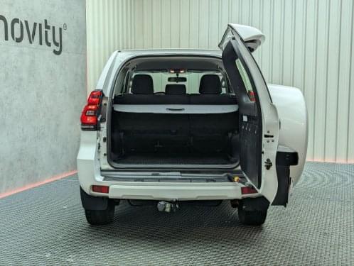 TOYOTA LAND CRUISER 2.8 D4D GX 5PL 3P 204CV 2021 de segunda mano