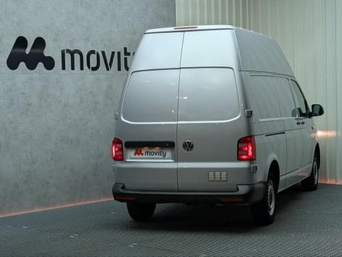 VOLKSWAGEN TRANSPORTER FURGON 2.0TDI 102CV L2 H2 2019 de segunda mano