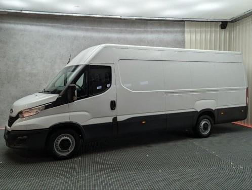IVECO DAILY 35S16 L4 H2 156CV 2023 de segunda mano