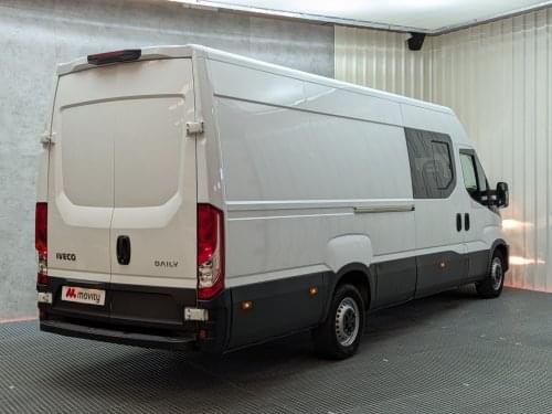 IVECO DAILY COMBI 35S16 2.3 156CV 6 PLAZAS L4 H2 2023 de segunda mano