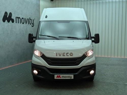 IVECO DAILY COMBI 35S16 2.3 156CV 6 PLAZAS L4 H2 2023 de segunda mano