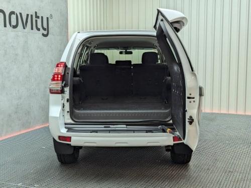 TOYOTA LAND CRUISER 2.8 D-4D 7P GX 177CV 2019 de segunda mano
