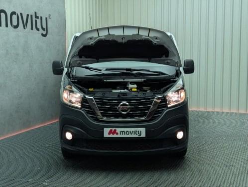 NISSAN NV 300 COMBI 9 2.0 DCI COMFORT 120CV 2021 de segunda mano