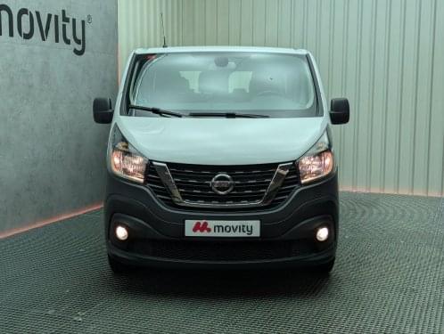 NISSAN NV 300 COMBI 9 2.0 DCI COMFORT 120CV 2021 de segunda mano