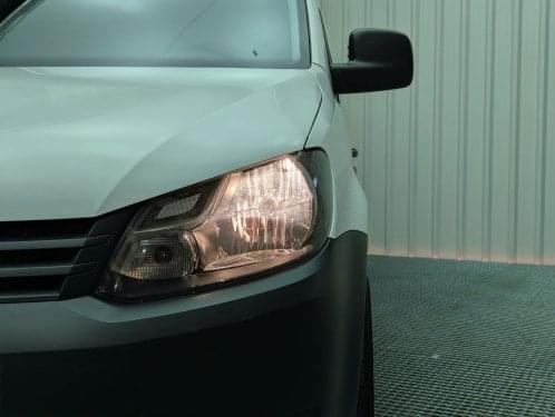 VOLKSWAGEN CADDY MAXI VAN 1.6 TDI 102CV 2011 de segunda mano