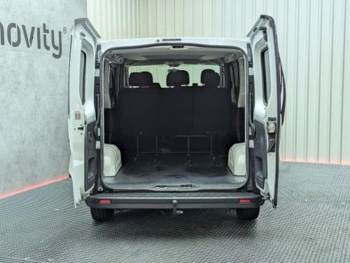 NISSAN NV 300 1.6DCI 120CV COMBI 6 L2 H1 2019 de segunda mano