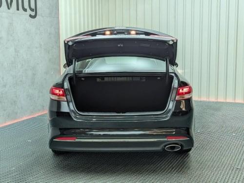 KIA OPTIMA 1.7 CRDI ECODINAMICS 141CV 2018 de segunda mano