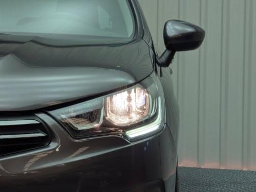 CITROEN C4 BLUEHDI LIVE EDITION 100CV 2017 de segunda mano
