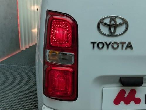TOYOTA PROACE VAN GX L1 120CV T/M 6V ISOTERMO 2022 de segunda mano