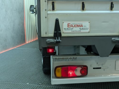 NISSAN NV400 L3H1 2.3DCI 135CV FWD CAJA ABIERTA 3.5T 2021 de segunda mano