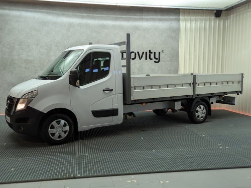 NISSAN NV400 L3H1 2.3DCI 135CV FWD CAJA ABIERTA 3.5T 2021 de segunda mano