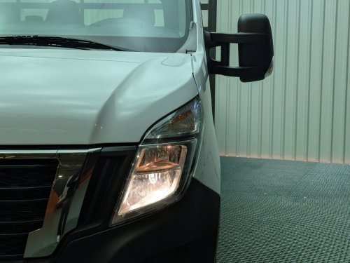 NISSAN NV400 L3H1 2.3DCI 135CV FWD CAJA ABIERTA 3.5T 2021 de segunda mano
