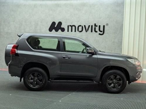 TOYOTA LAND CRUISER 2.8 D-4D 3P VX 204CV 4x4 2021 de segunda mano