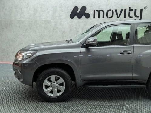 TOYOTA LAND CRUISER 2.8 D-4D 3P VX 204CV 4x4 2021 de segunda mano