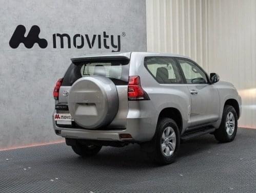 TOYOTA LAND CRUISER 2.8 D-4D 3P VX 204CV 4x4 2021 de segunda mano