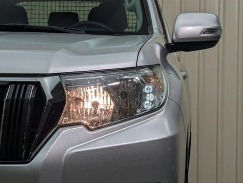 TOYOTA LAND CRUISER 2.8 D-4D 3P VX 204CV 4x4 2021 de segunda mano