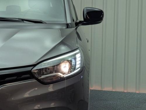 RENAULT GRAND SCÉNIC LIMITED BLUE DCI 120CV 7 PLAZAS 2020 de segunda mano
