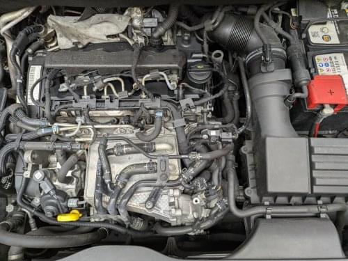 VOLKSWAGEN CADDY MAXI 2.0 TDI 102CV 7PL 2019 de segunda mano