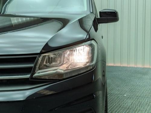 VOLKSWAGEN CADDY MAXI 2.0 TDI 102CV 7PL 2019 de segunda mano