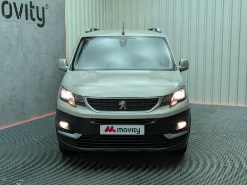 PEUGEOT RIFTER 1.5 BLUEHDI 130CV ACTIVE PACK LONG 7 PL 2019 de segunda mano