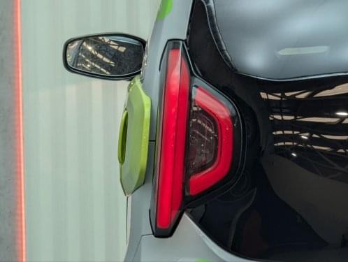 XEV YOYO STANDARD V22 L7 e-C 15KW 20CV 2023 de segunda mano