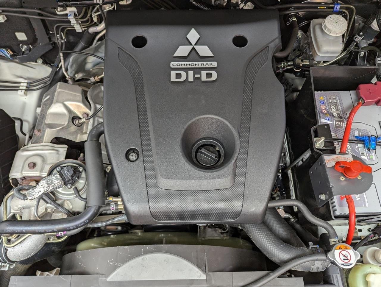MITSUBISHI L200 D/C 250 DI-D M-PRO 154CV 4X4 11 