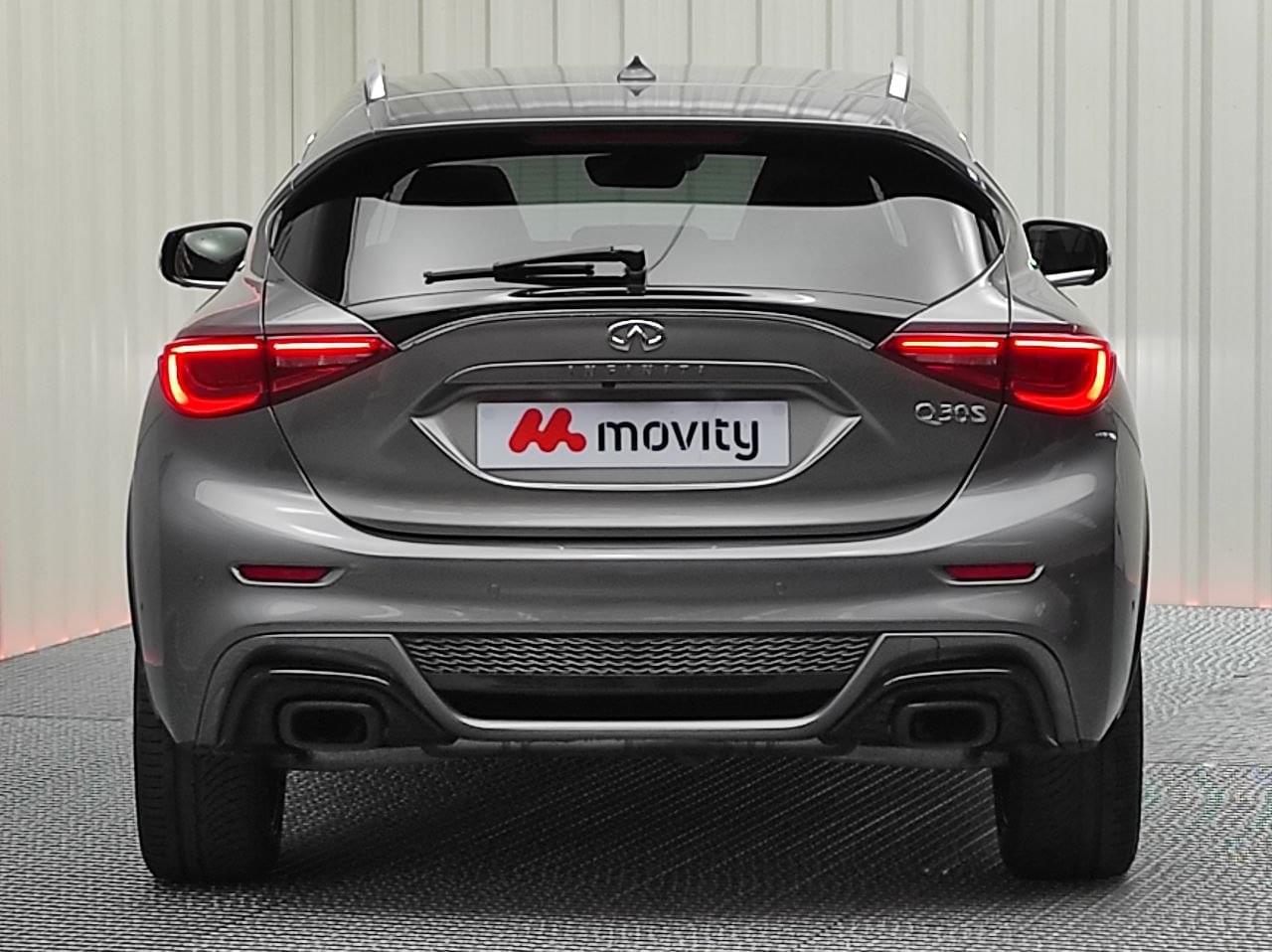 INFINITI Q30 2.2 D  SPORT 170CV 19 