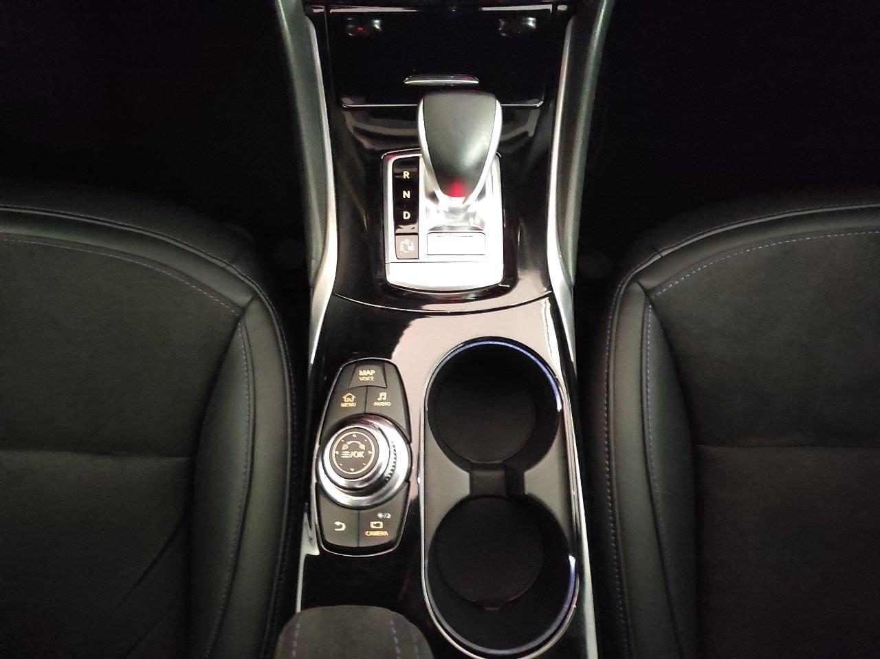 INFINITI Q30 2.2 D  SPORT 170CV 28 