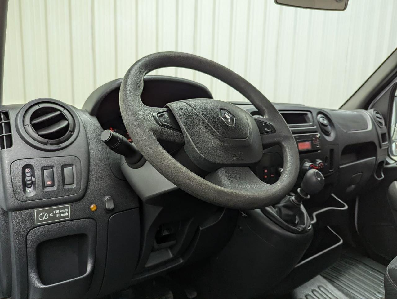 RENAULT MASTER 2.3 DCI 130CV L3 CAJA ABIERTA CON PLUMA 19 
